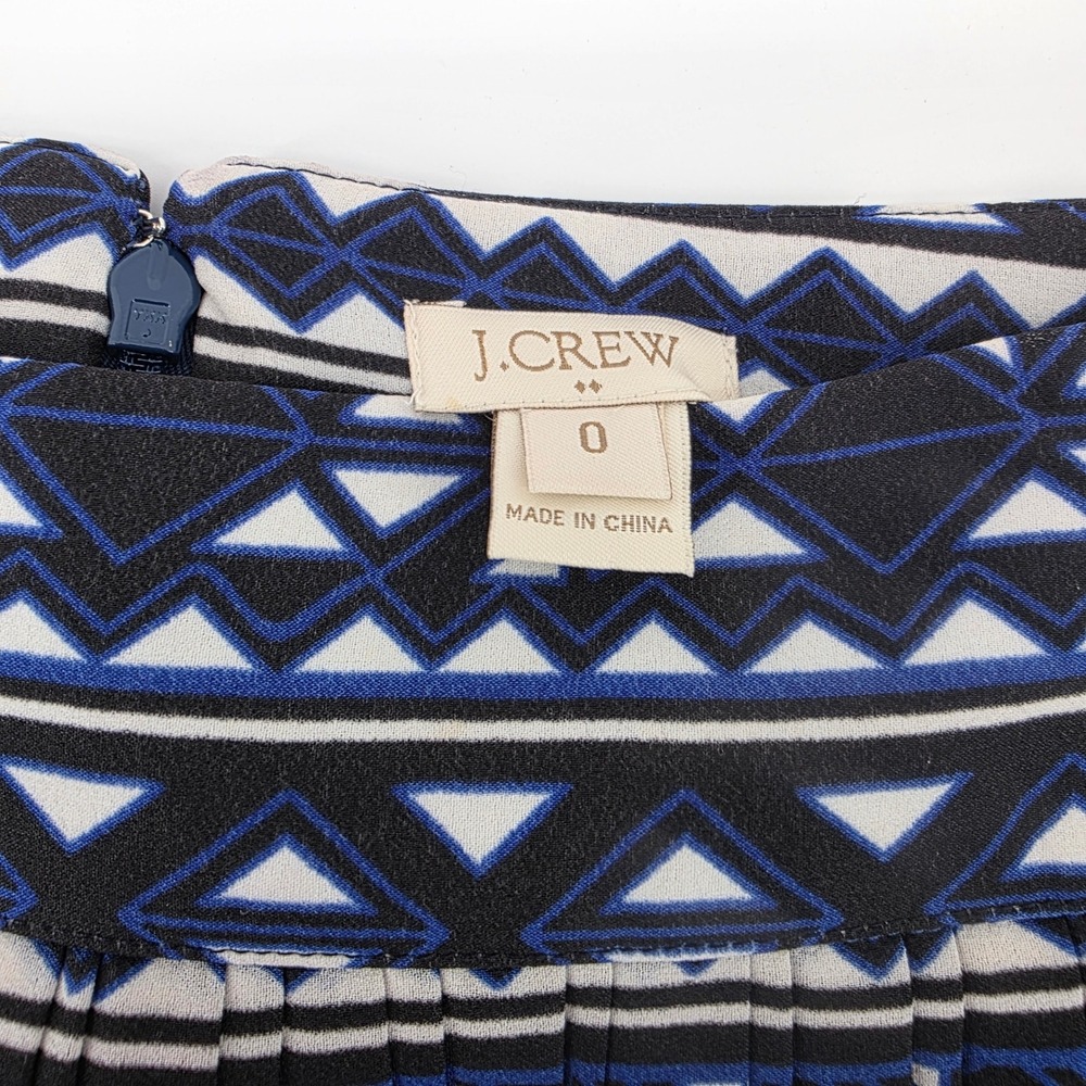 J.Crew Pleated Mini Skirt Blue Black Geometric Print Womens 0 Casual Office - Picture 3 of 7